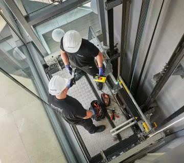 كيف تختار أفضل شركة تركيب مصاعد في السعودية؟